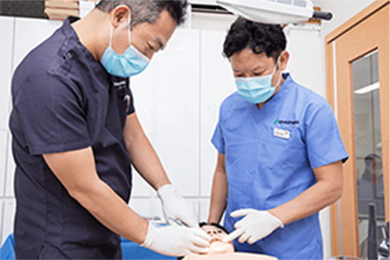 精密検査、診断、治療計画立案